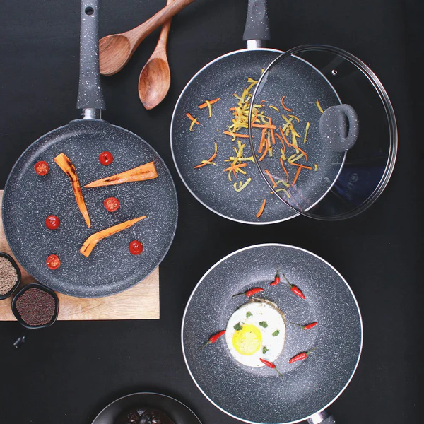 WONDERCHEF GRANITE NON-STICK 4PC SET (GREY) DOSA TAWA 26CM / FRYPAN WITH LID 26CM 2L / WOK 26CM 2.7L - Image 2